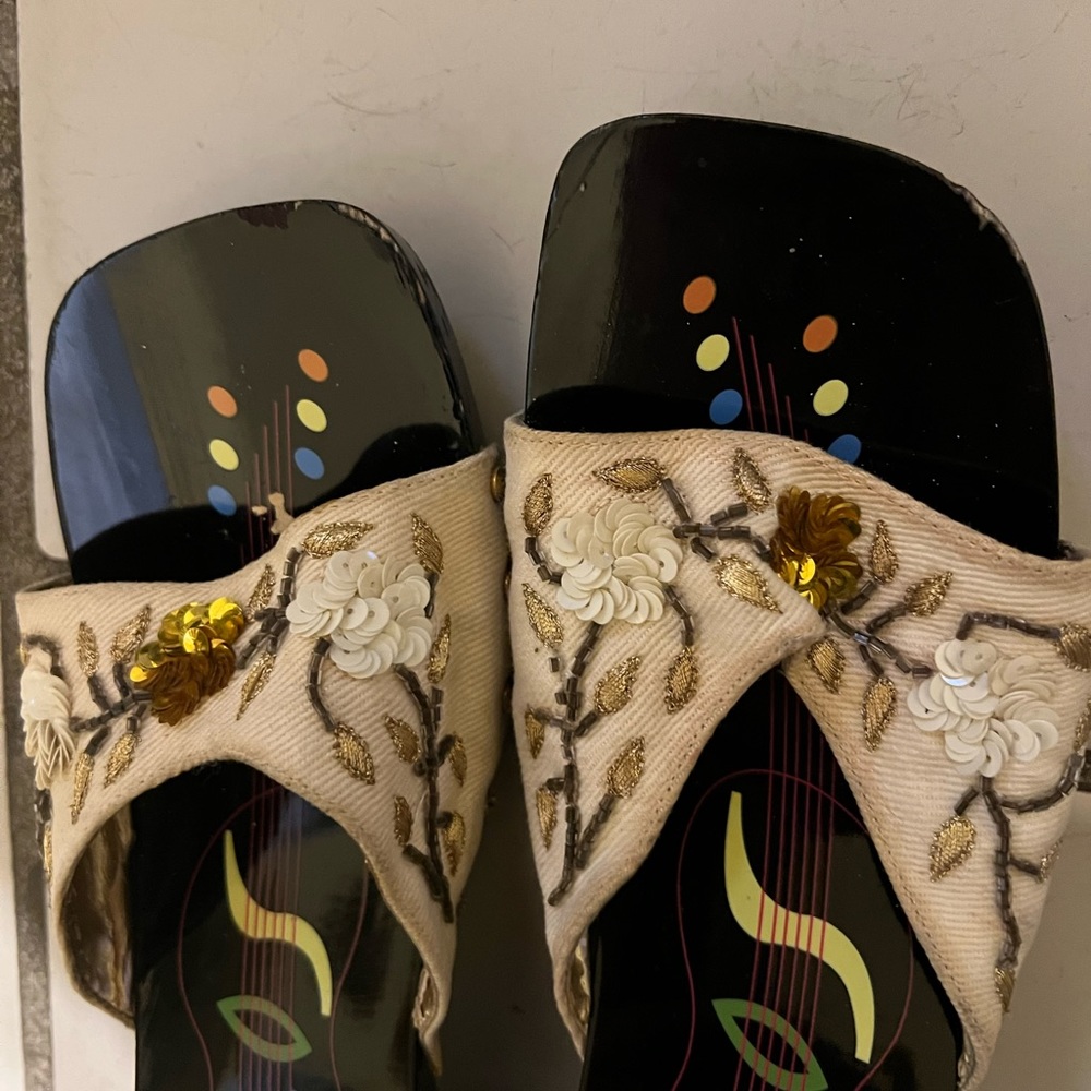 Carlos Santana Wooden wedge